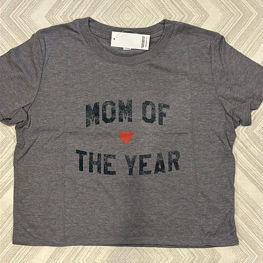 Sub_urban Riot Women’s Grey Cropped ‘Mom of the Year’ T-Shirt